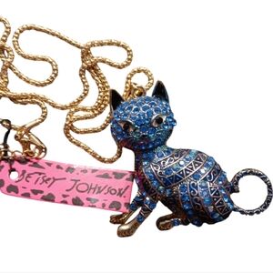 BETSY JOHNSON Cat Blue/Gold Faux Chain Necklace